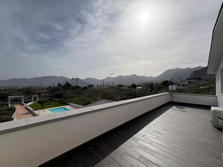 Immagine 7 di Villa in vendita  in Via Enrico Berlinguer 45 a Carini