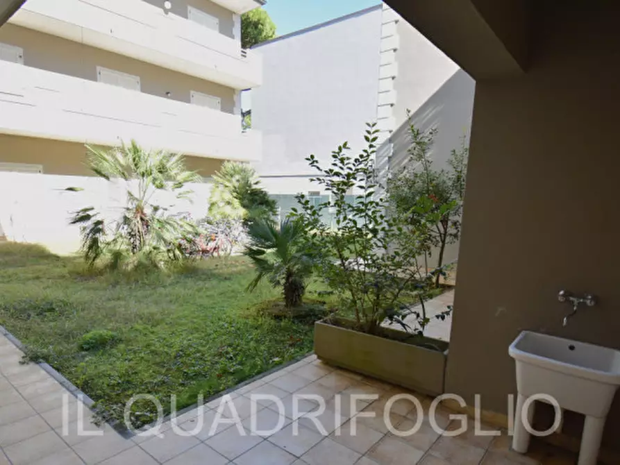 Immagine 13 di Appartamento in vendita  a Cervia