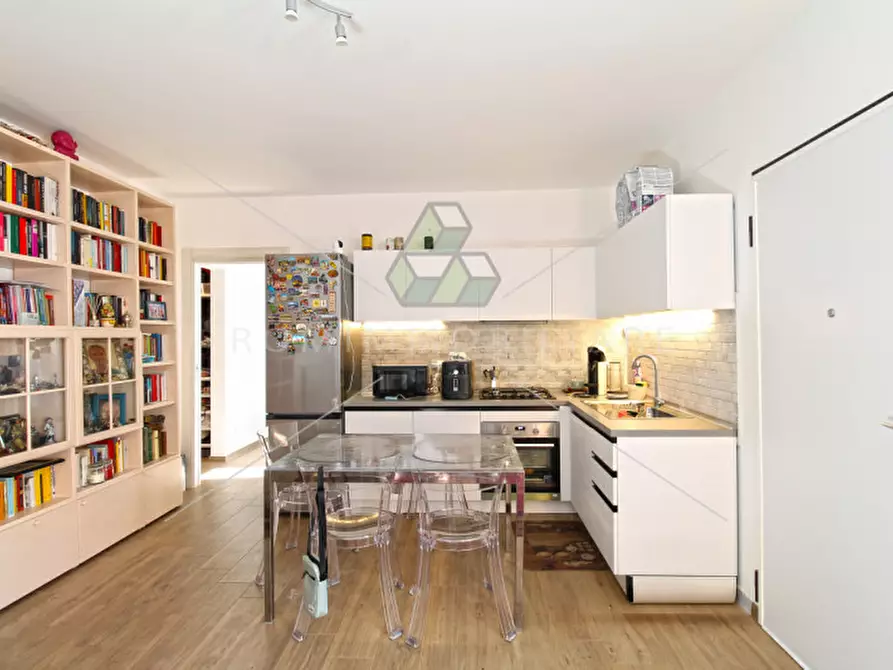 Immagine 3 di Appartamento in vendita  in Via Felice Carena a Roma