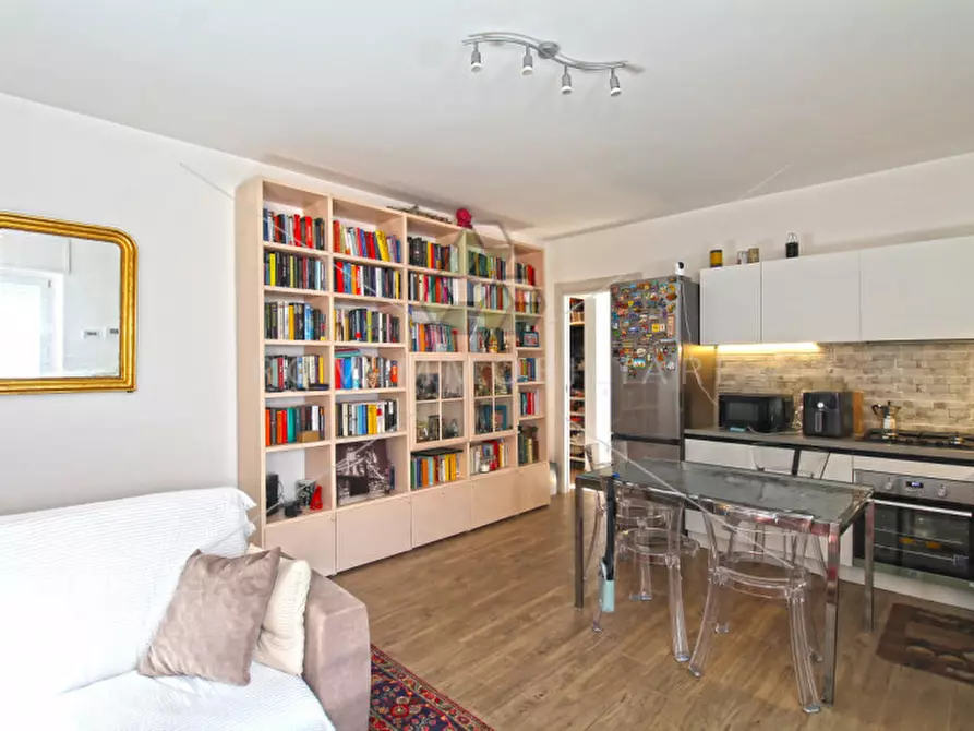 Immagine 4 di Appartamento in vendita  in Via Felice Carena a Roma