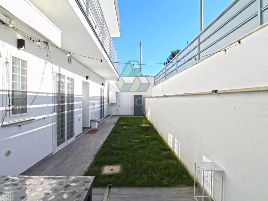 Immagine 14 di Appartamento in vendita  in Via Felice Carena a Roma