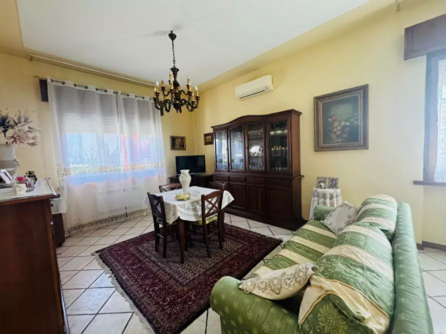 Immagine 11 di Appartamento in vendita  in via. J.F. KENNEDY a Visano