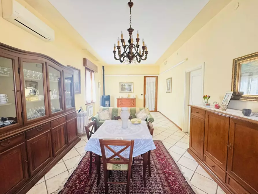 Immagine 12 di Appartamento in vendita  in via. J.F. KENNEDY a Visano