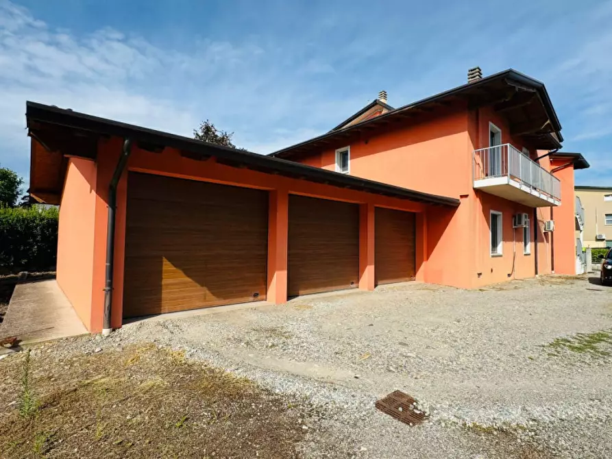 Immagine 23 di Appartamento in vendita  in via. J.F. KENNEDY a Visano