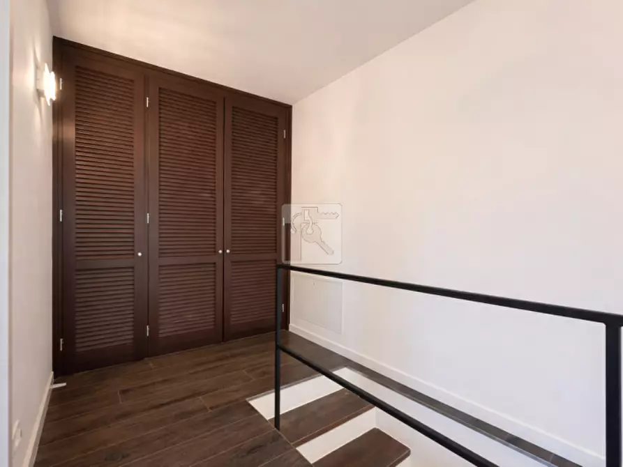 Immagine 15 di Villa in vendita  in Via Bestone a Tremosine