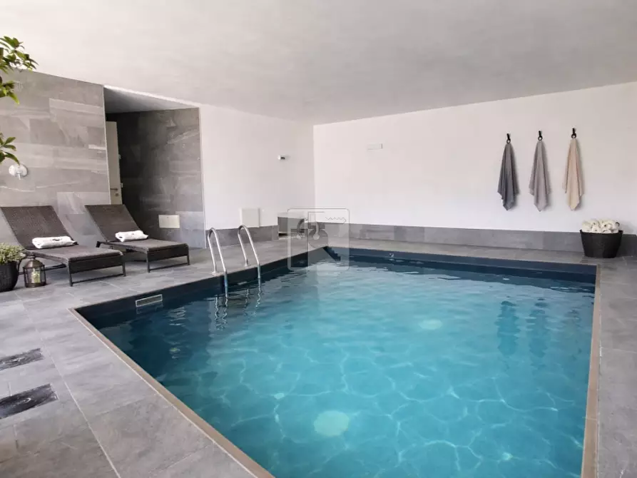 Immagine 18 di Villa in vendita  in Via Bestone a Tremosine