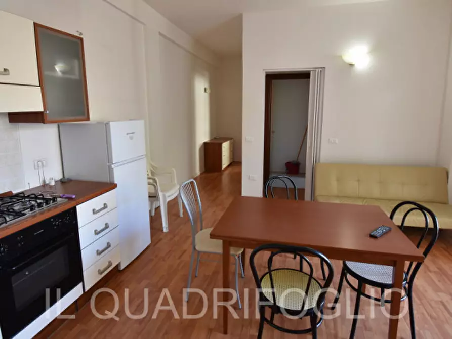 Immagine 3 di Appartamento in vendita  in Via Vesuvio a Cervia