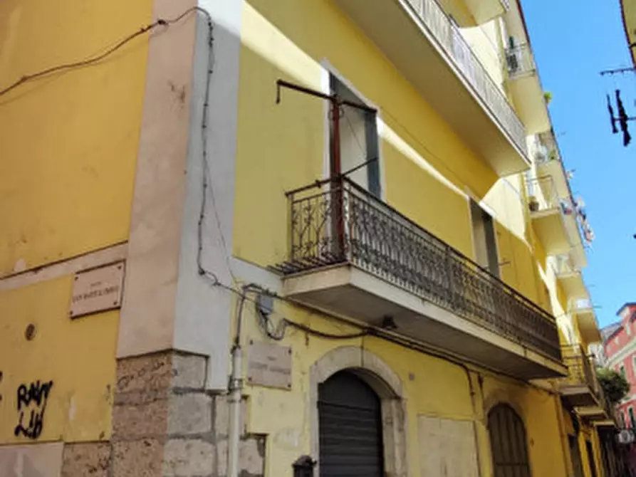 Immagine 1 di Appartamento in vendita  in Via Corso Garibaldi a Eboli