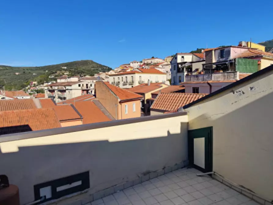 Immagine 8 di Appartamento in vendita  in Via Corso Garibaldi a Eboli