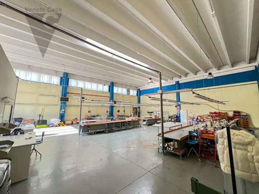 Immagine 16 di Capannone industriale in vendita  in Via Piovese a Sant'angelo Di Piove Di Sacco