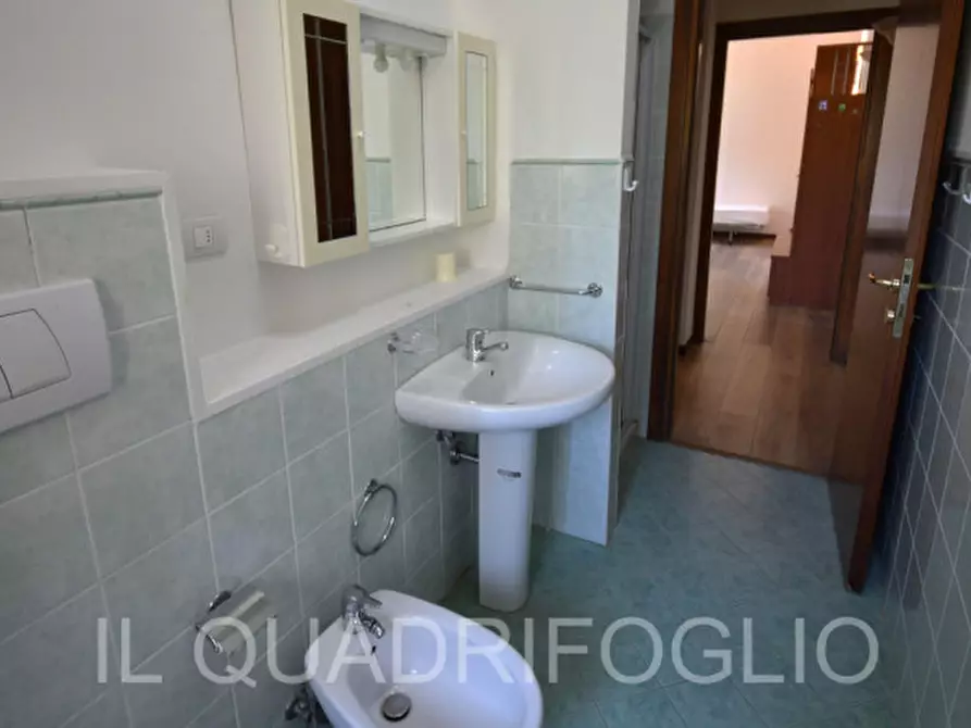 Immagine 8 di Appartamento in vendita  in Via Vesuvio a Cervia