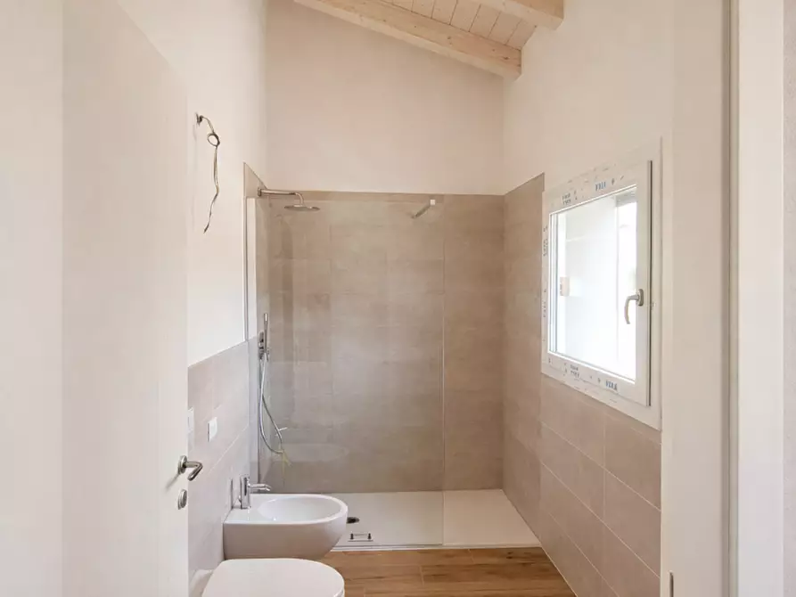 Immagine 4 di Casa quadrifamiliare in vendita  a Longare