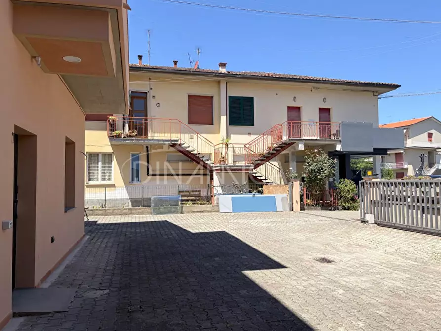 Immagine 5 di Appartamento in vendita  in via tosco romagnola est 790 a San Miniato