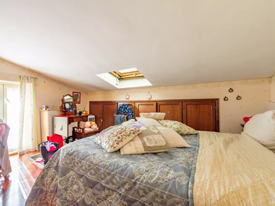 Immagine 10 di Villa in vendita  in Via Aci Sant'Antonio a Roma