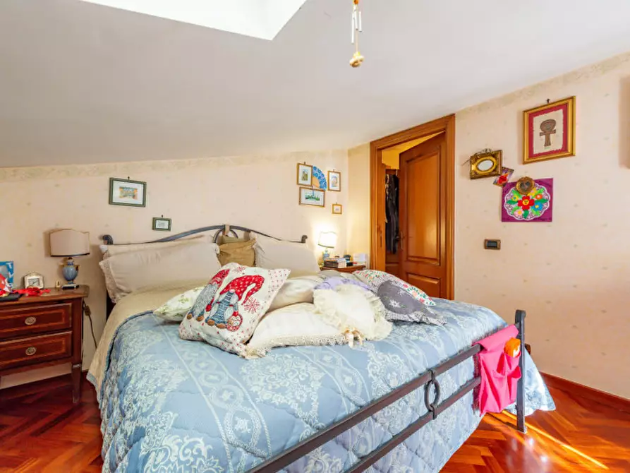 Immagine 11 di Villa in vendita  in Via Aci Sant'Antonio a Roma