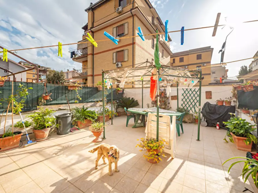 Immagine 22 di Villa in vendita  in Via Aci Sant'Antonio a Roma