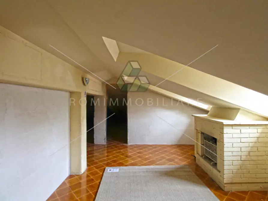 Immagine 1 di Appartamento in vendita  in Via Padre Angelo Paoli a Roma