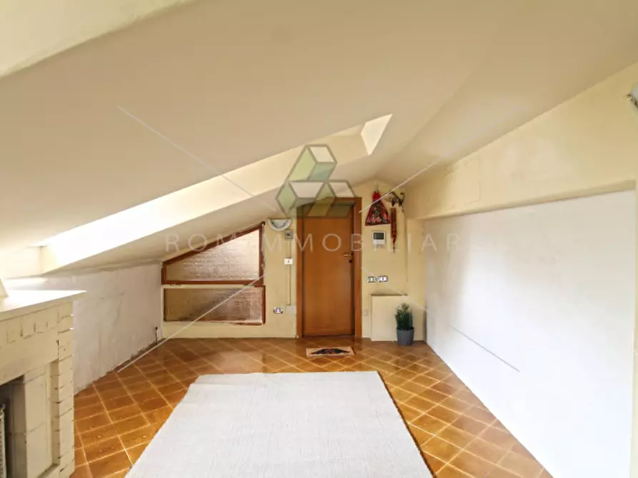 Immagine 4 di Appartamento in vendita  in Via Padre Angelo Paoli a Roma