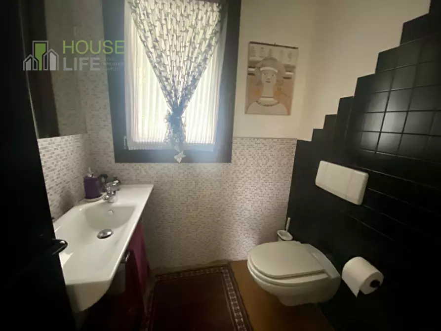 Immagine 9 di Appartamento in vendita  in Via Alessandro Rossi a Piovene Rocchette