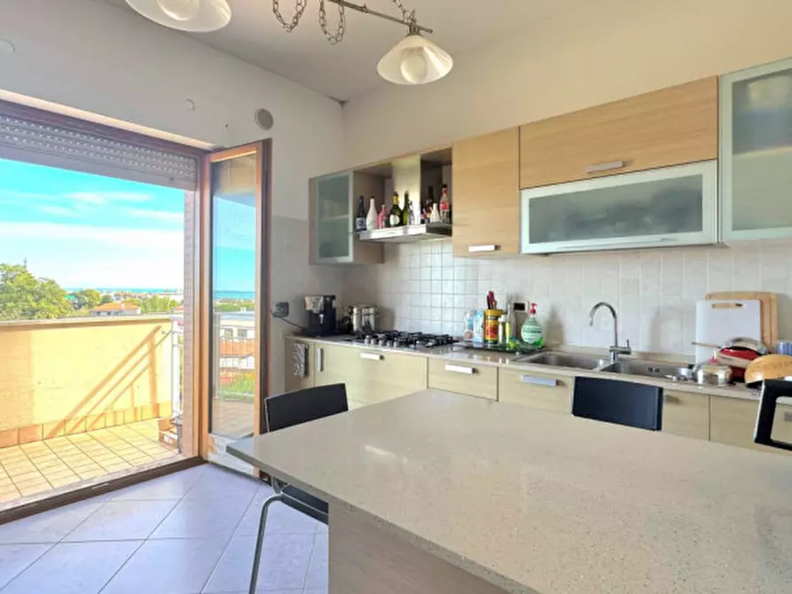 Immagine 12 di Attico in vendita  in Via Ferdinando Magellano a Pescara