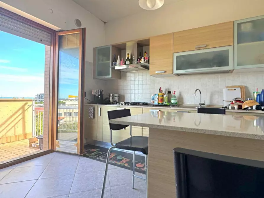 Immagine 13 di Attico in vendita  in Via Ferdinando Magellano a Pescara