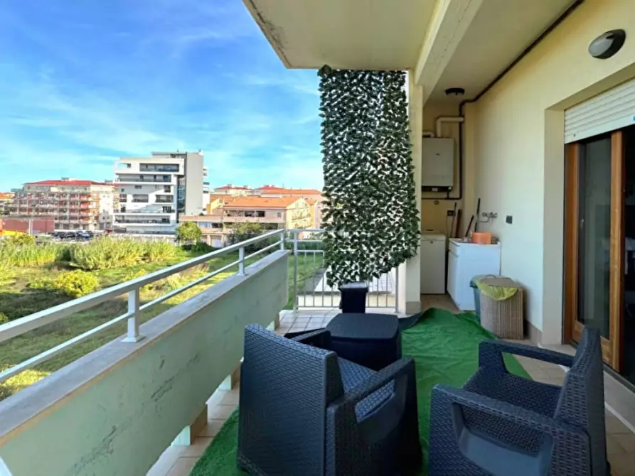 Immagine 17 di Attico in vendita  in Via Ferdinando Magellano a Pescara