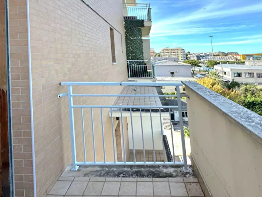 Immagine 19 di Attico in vendita  in Via Ferdinando Magellano a Pescara