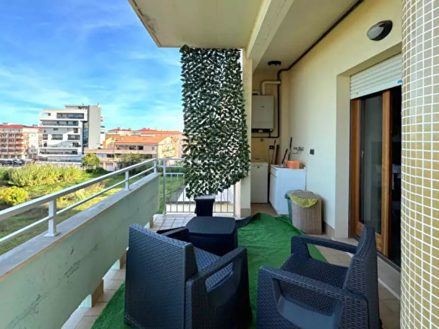 Immagine 20 di Attico in vendita  in Via Ferdinando Magellano a Pescara