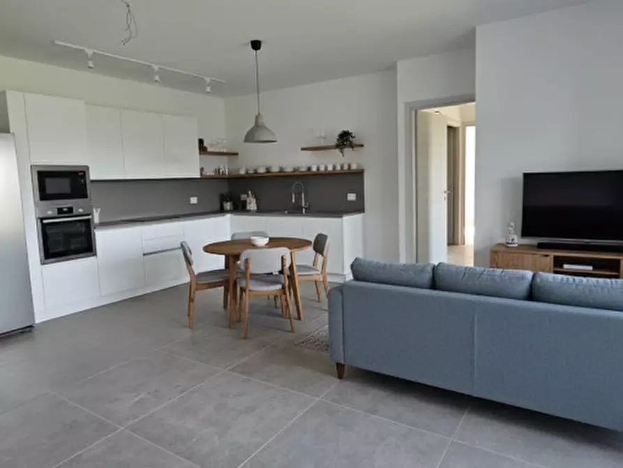 Immagine 7 di Appartamento in vendita  in Via Cherubina a Sona