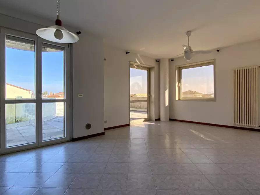 Immagine 4 di Appartamento in vendita  in Via Chiesa Nuova a Longare