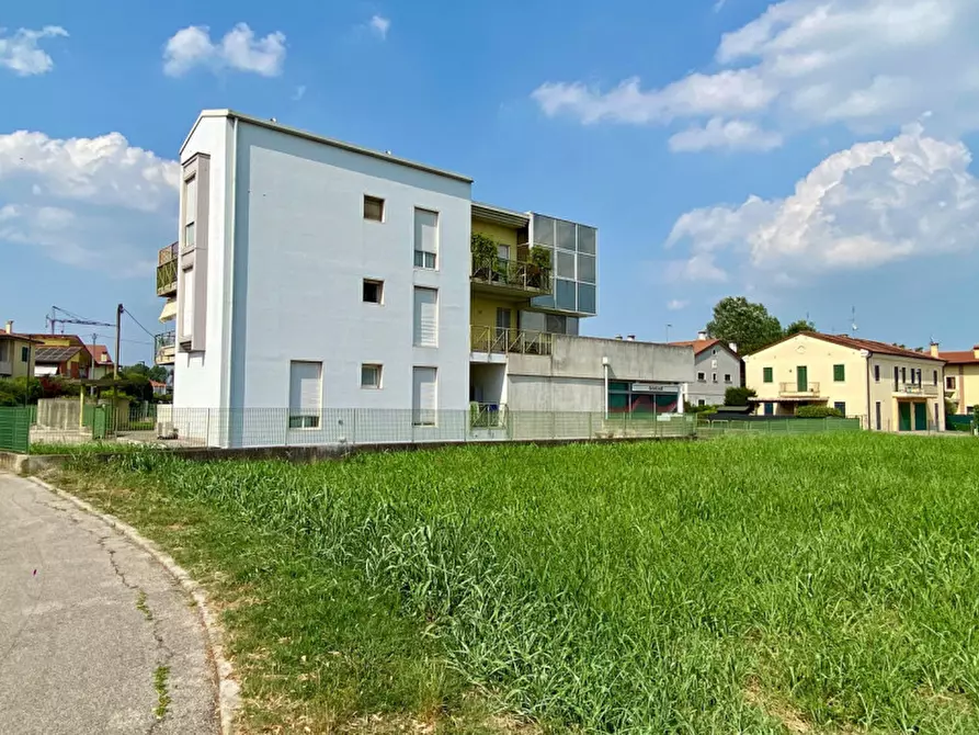 Immagine 29 di Appartamento in vendita  in Via Chiesa Nuova a Longare