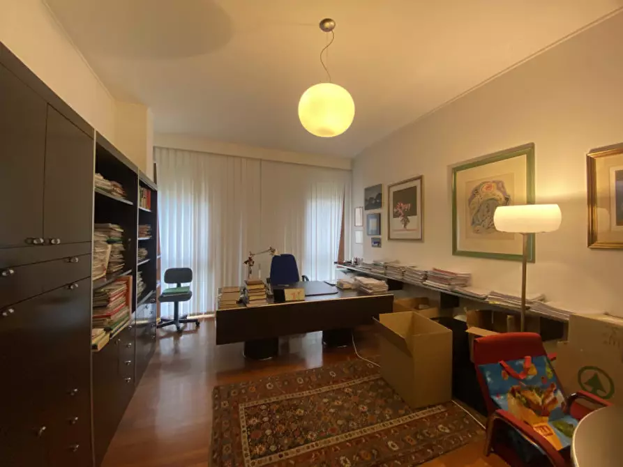 Immagine 3 di Ufficio in affitto  a Padova