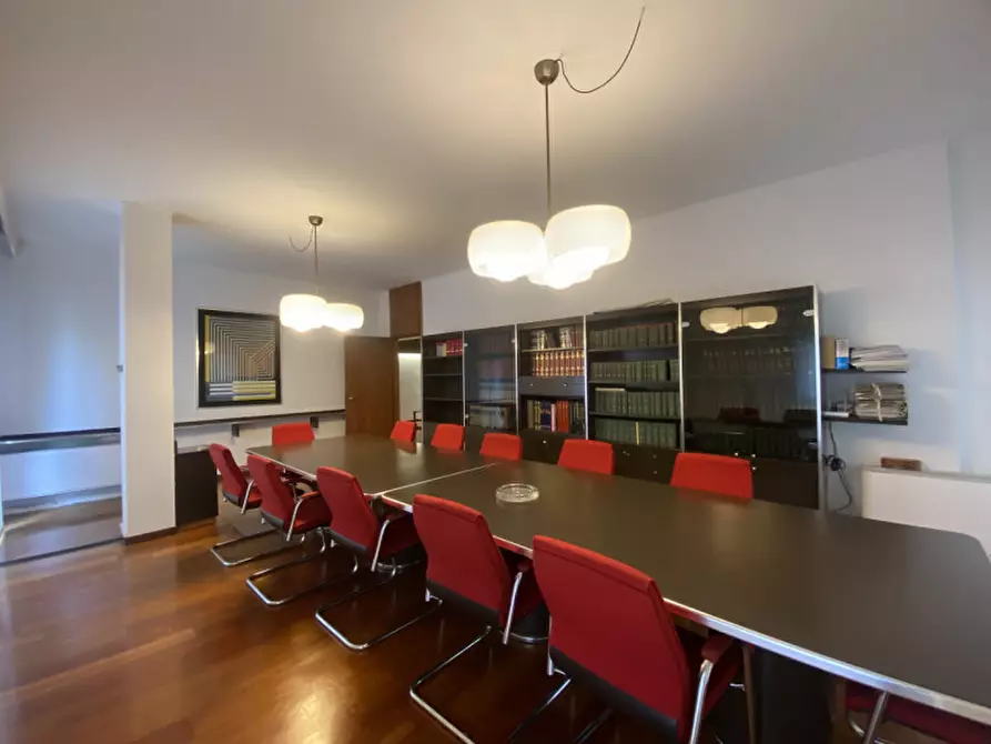 Immagine 9 di Ufficio in affitto  a Padova