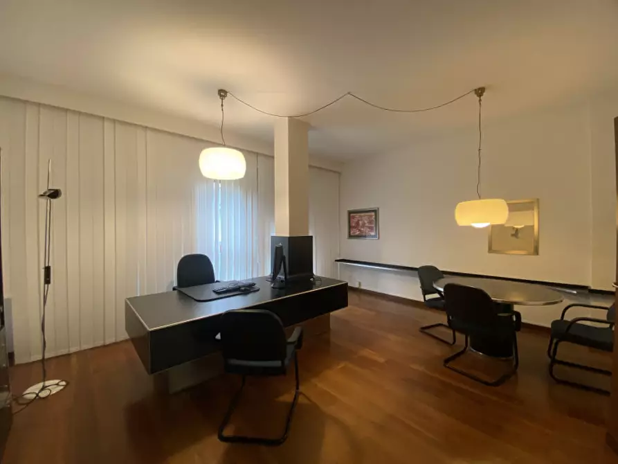 Immagine 23 di Ufficio in affitto  a Padova