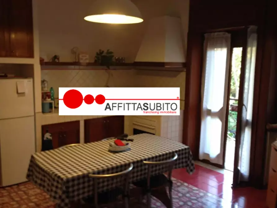 Immagine 11 di Appartamento in affitto  in Via San Domenico 16 a Napoli