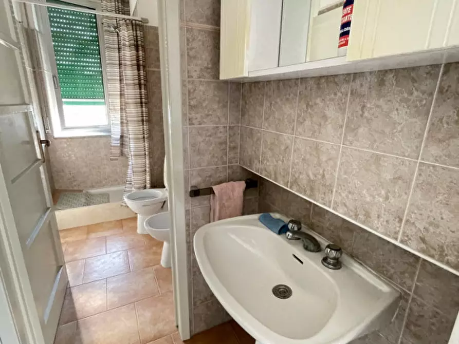 Immagine 10 di Appartamento in vendita  a Suzzara