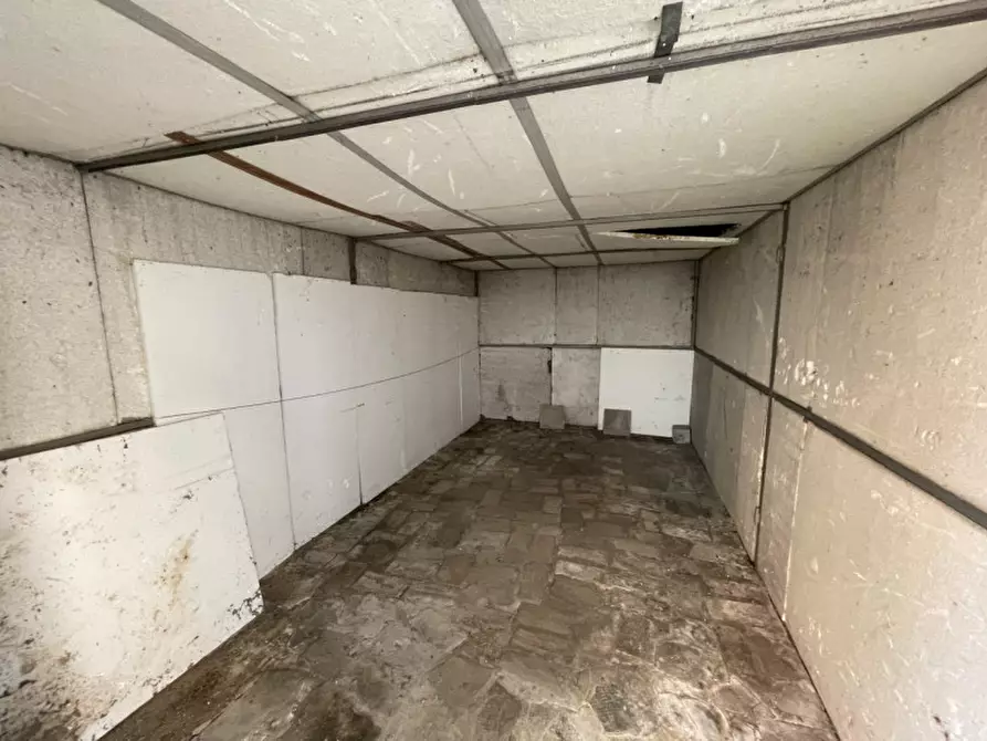 Immagine 17 di Appartamento in vendita  a Suzzara