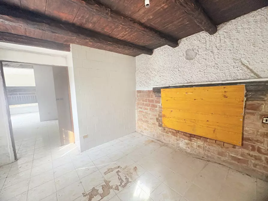 Immagine 19 di Rustico / casale in vendita  in VIA SASSONI a Cinto Euganeo