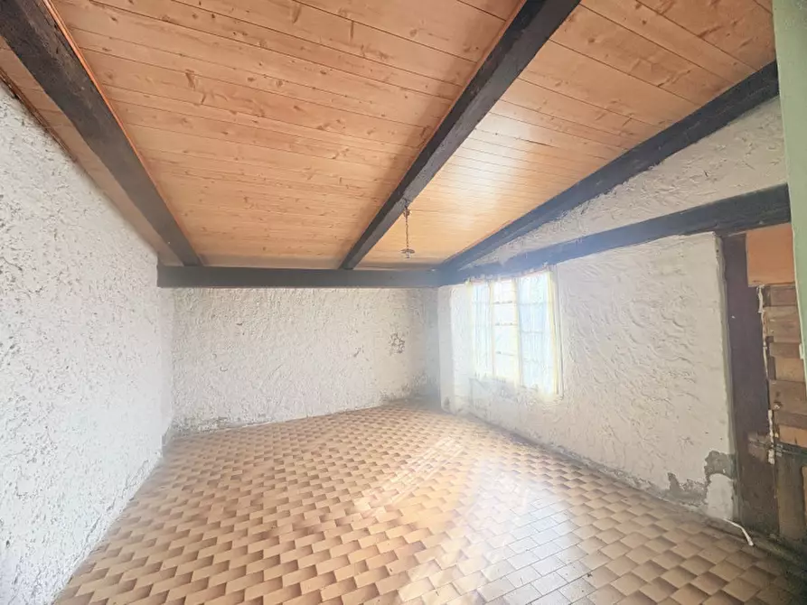 Immagine 21 di Rustico / casale in vendita  in VIA SASSONI a Cinto Euganeo