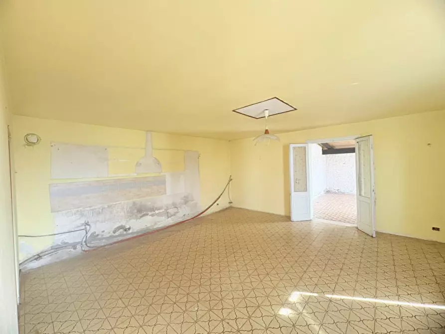 Immagine 24 di Rustico / casale in vendita  in VIA SASSONI a Cinto Euganeo