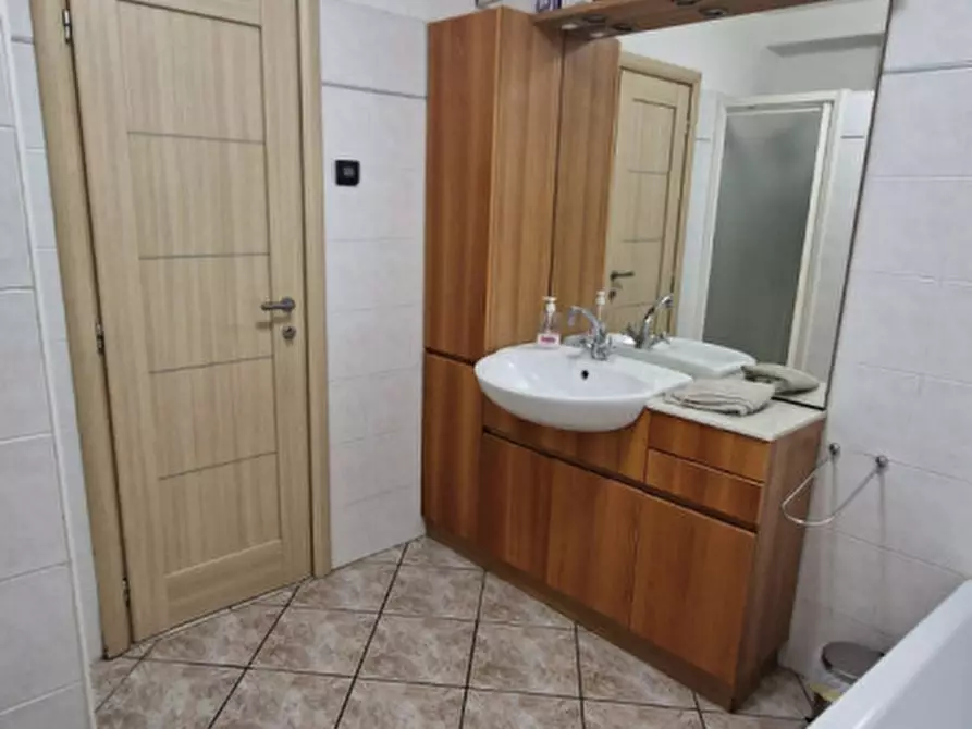 Immagine 19 di Appartamento in vendita  in Via del Brennero a Trento