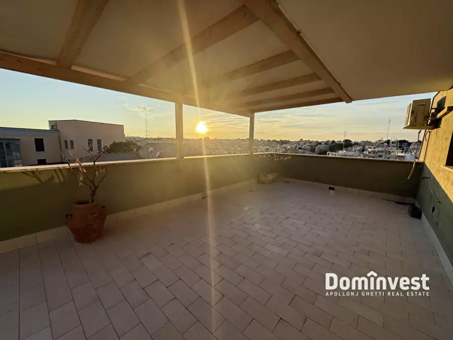 Immagine 1 di Attico in affitto  in Via Mogadiscio a Roma