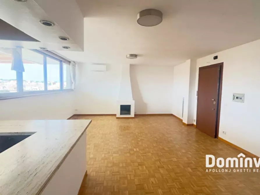 Immagine 3 di Attico in affitto  in Via Mogadiscio a Roma