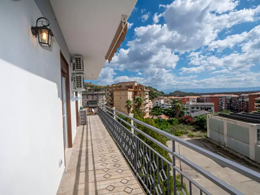 Immagine 25 di Appartamento in vendita  in Via Comunale Bordonaro 35 a Messina