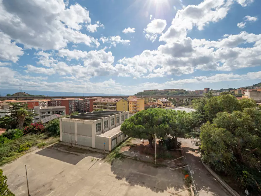 Immagine 26 di Appartamento in vendita  in Via Comunale Bordonaro 35 a Messina