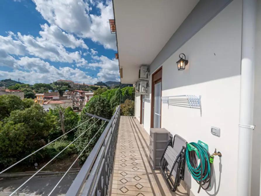 Immagine 27 di Appartamento in vendita  in Via Comunale Bordonaro 35 a Messina