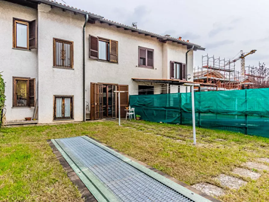 Immagine 18 di Villa in vendita  in Via Giuseppe Fanin 14 a Lainate