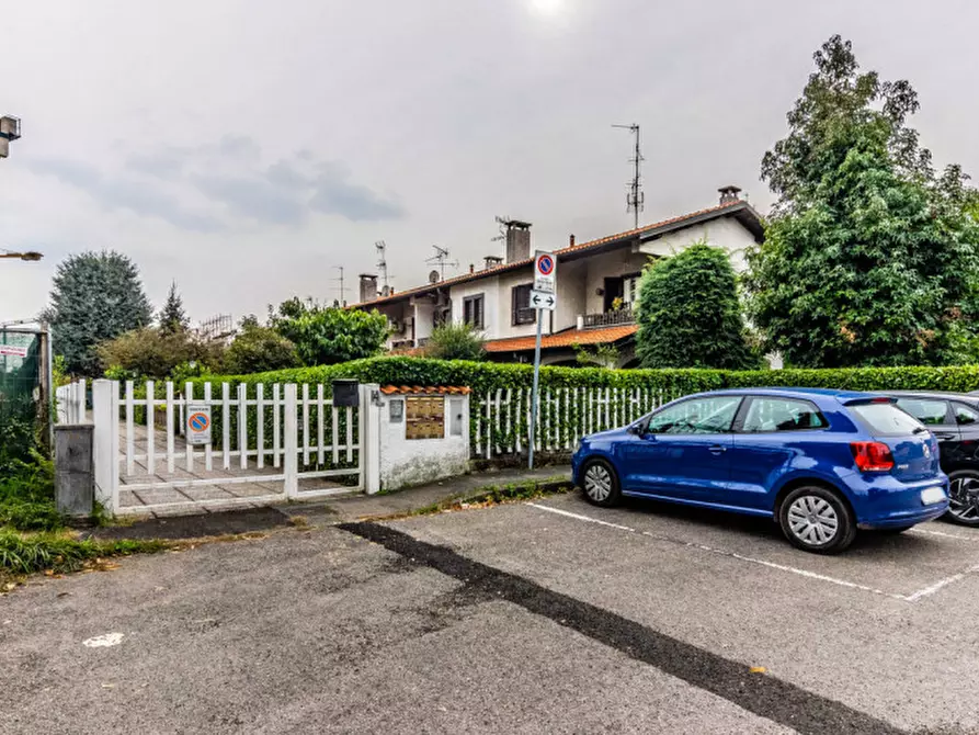 Immagine 21 di Villa in vendita  in Via Giuseppe Fanin 14 a Lainate