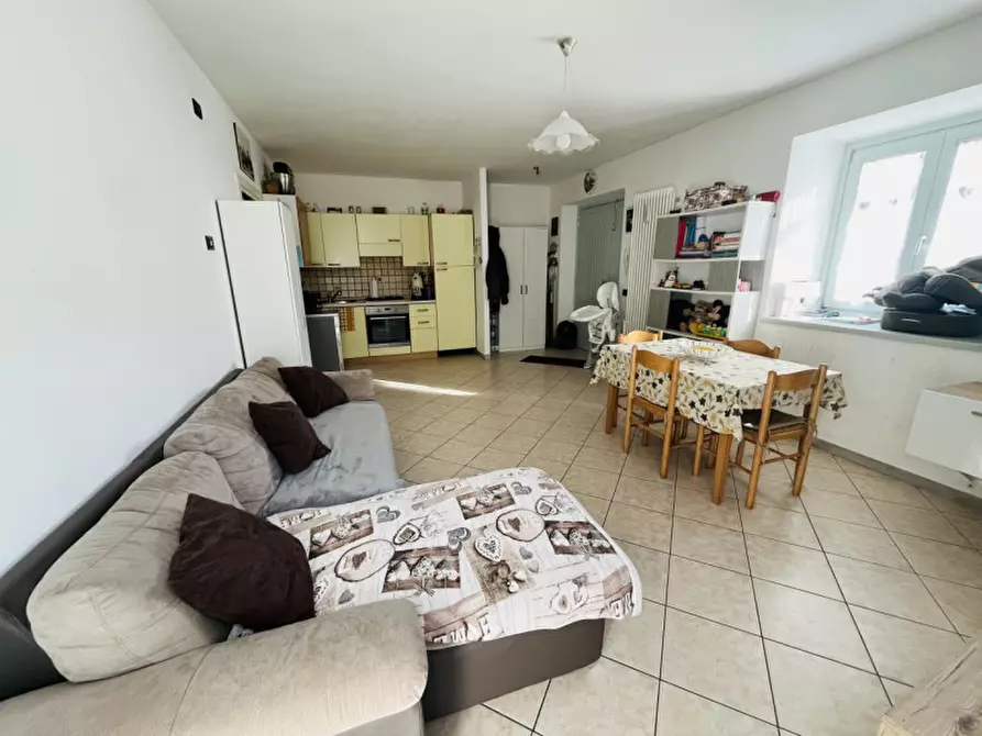 Immagine 3 di Appartamento in vendita  a Vallelaghi