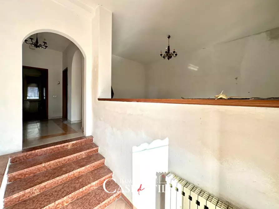 Immagine 3 di Casa trifamiliare in vendita  in Via Vicolo Turì a Sarzana